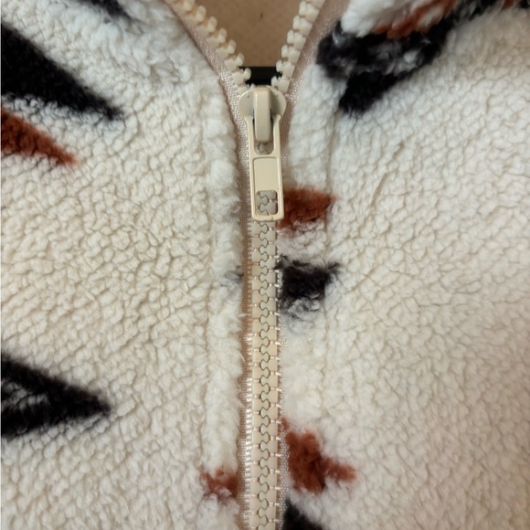 Aztec Patterned Fleece Jacket - Picture 2 of 5